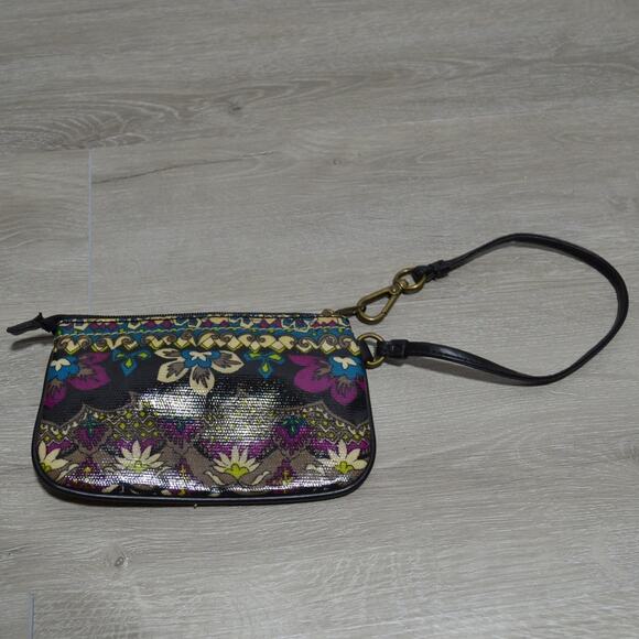 Mudd Coated Canvas Black Floral Wristlet with Keychain - Picture 2 of 9